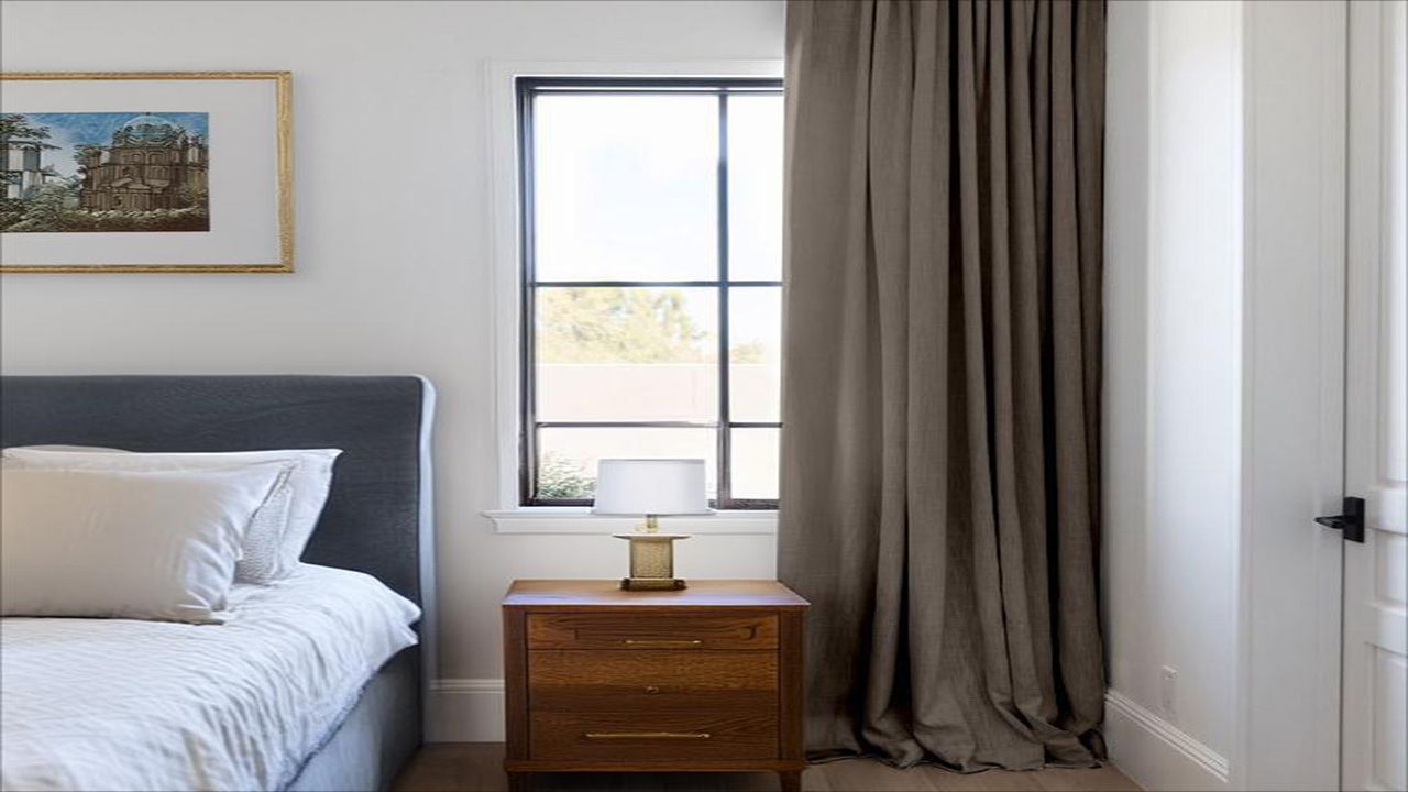 How Linen Can Transform Your Bedroom into a Relaxing Sanctuary